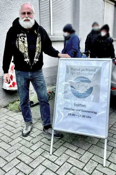 Erste Sachspende an Hand in Hand e.V. — Bild 4